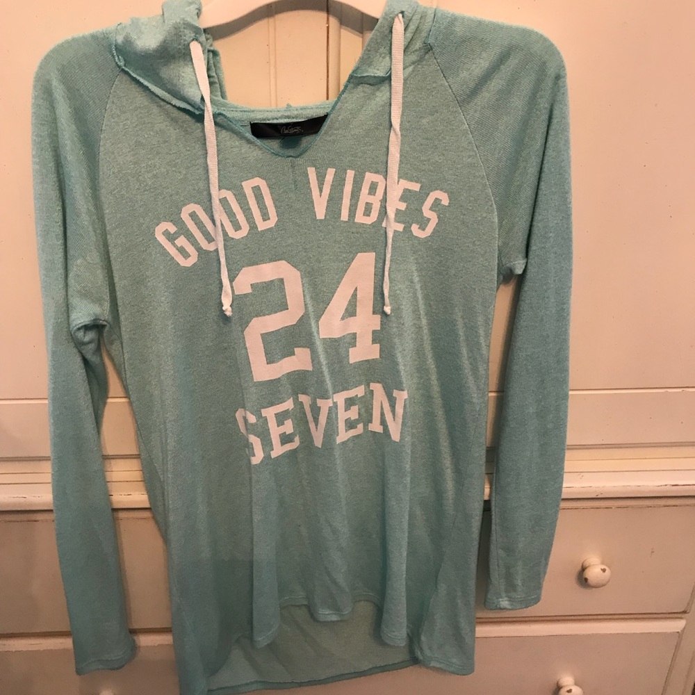 Thin Long Sleeve/Sweater